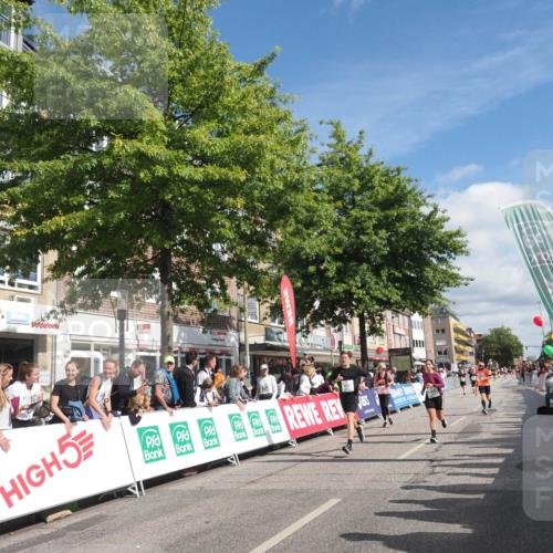 15.09.2024 - PSD Bank Halbmarathon Miley Keyser http://msf.ph/oto/7064224 15.09.2024 12:14:16 Ziel 1996, 2144, 2262, 2728, 2758, 3058, 3062, 3120, 3139, 3228, 3244, 3429, 3557 meine-sportfotos.de