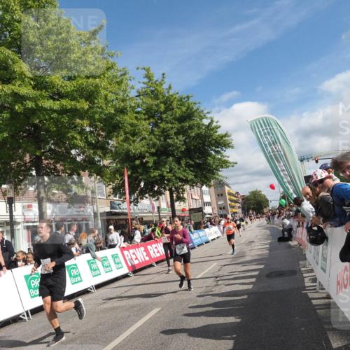 15.09.2024 - PSD Bank Halbmarathon Miley Keyser http://msf.ph/oto/7064233 15.09.2024 12:14:18 Ziel 1996, 2262, 2728, 2758, 3058, 3062, 3120, 3228, 3244, 3429, 3557 meine-sportfotos.de