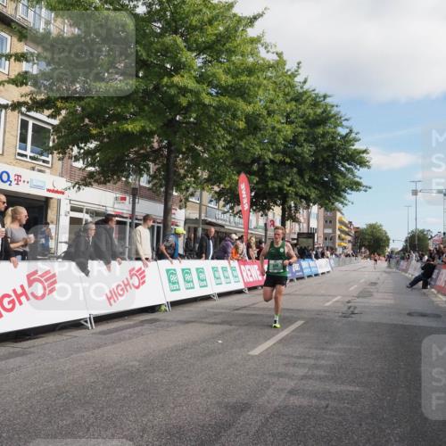 15.09.2024 - PSD Bank Halbmarathon Miley Keyser http://msf.ph/oto/7064234 15.09.2024 11:12:52 Ziel 517, 547, 554 meine-sportfotos.de