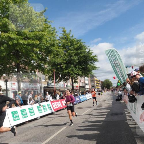 15.09.2024 - PSD Bank Halbmarathon Miley Keyser http://msf.ph/oto/7064242 15.09.2024 12:14:18 Ziel 1996, 2262, 2728, 2758, 3058, 3062, 3120, 3228, 3244, 3429, 3557 meine-sportfotos.de