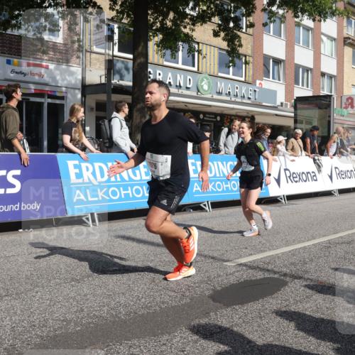 15.09.2024 - PSD Bank Halbmarathon Michael Strokosch http://msf.ph/oto/7064244 15.09.2024 11:54:05 Ziel 1537, 1807, 1976, 1995, 2706, 2757 meine-sportfotos.de