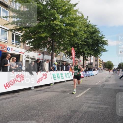 15.09.2024 - PSD Bank Halbmarathon Miley Keyser http://msf.ph/oto/7064245 15.09.2024 11:12:53 Ziel 517, 547, 554 meine-sportfotos.de