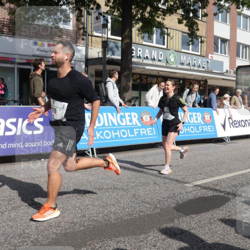 15.09.2024 - PSD Bank Halbmarathon Michael Strokosch http://msf.ph/oto/7064247 15.09.2024 11:54:05 Ziel 1537, 1807, 1976, 1995, 2706, 2757 meine-sportfotos.de