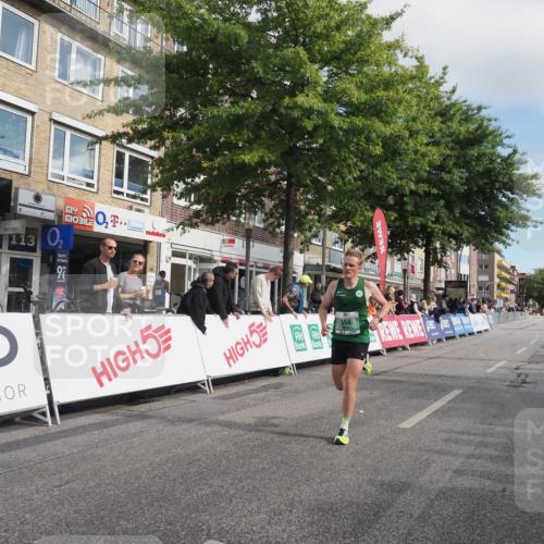 15.09.2024 - PSD Bank Halbmarathon Miley Keyser http://msf.ph/oto/7064248 15.09.2024 11:12:53 Ziel 517, 547, 554 meine-sportfotos.de