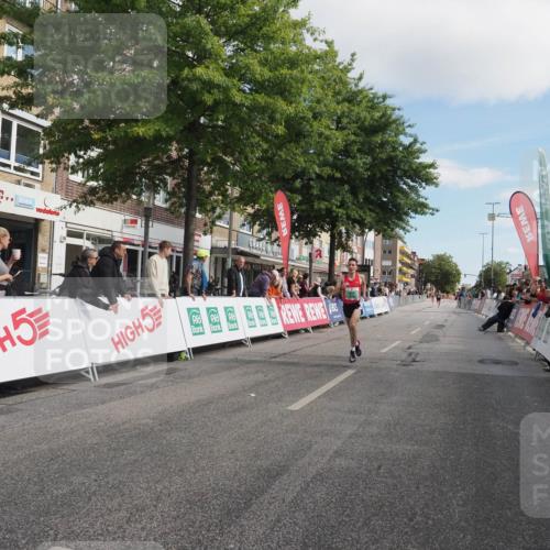 15.09.2024 - PSD Bank Halbmarathon Miley Keyser http://msf.ph/oto/7064267 15.09.2024 11:12:59 Ziel 517, 547, 554, 844 meine-sportfotos.de