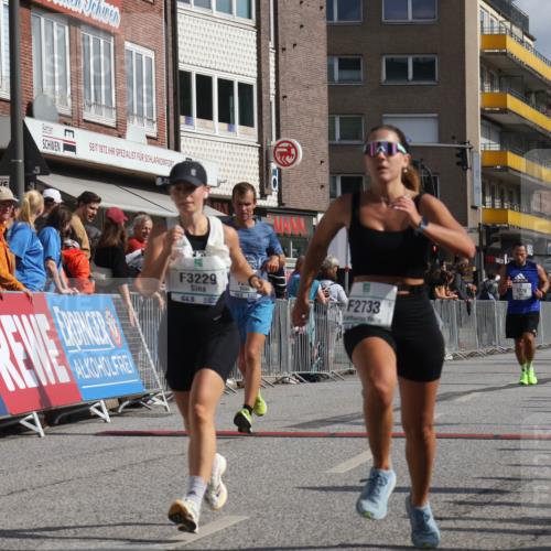 15.09.2024 - PSD Bank Halbmarathon Michael Strokosch http://msf.ph/oto/7064279 15.09.2024 11:54:15 Ziel 1681, 1770, 1976, 2541, 2687, 2733, 2757, 3229 meine-sportfotos.de
