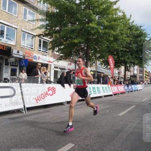 15.09.2024 - PSD Bank Halbmarathon Miley Keyser http://msf.ph/oto/7064293 15.09.2024 11:13:01 Ziel 517, 547, 844 meine-sportfotos.de