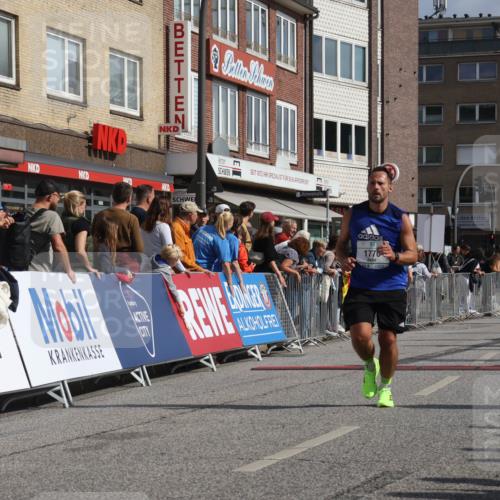 15.09.2024 - PSD Bank Halbmarathon Michael Strokosch http://msf.ph/oto/7064304 15.09.2024 11:54:20 Ziel 1205, 1681, 1770, 1794, 1924, 1927, 2541, 2687, 2733, 2925, 3229 meine-sportfotos.de