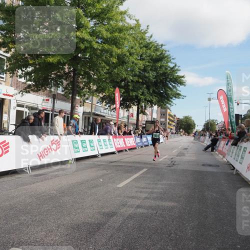 15.09.2024 - PSD Bank Halbmarathon Miley Keyser http://msf.ph/oto/7064315 15.09.2024 11:13:07 Ziel 547, 844 meine-sportfotos.de