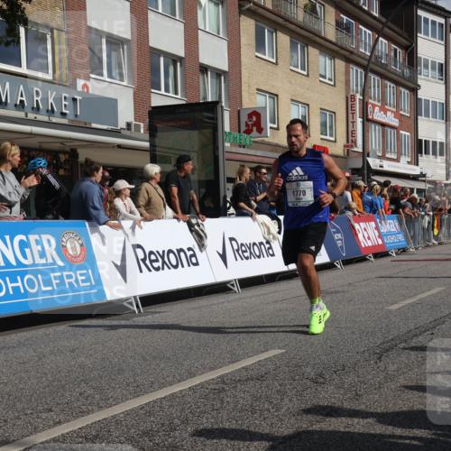 15.09.2024 - PSD Bank Halbmarathon Michael Strokosch http://msf.ph/oto/7064320 15.09.2024 11:54:22 Ziel 1205, 1681, 1770, 1794, 1924, 1927, 2541, 2687, 2733, 2925, 3229 meine-sportfotos.de