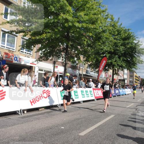 15.09.2024 - PSD Bank Halbmarathon Miley Keyser http://msf.ph/oto/7064331 15.09.2024 12:14:24 Ziel 1996, 2262, 2728, 2758, 3021, 3058, 3062, 3120, 3228, 3244, 3429, 3557 meine-sportfotos.de