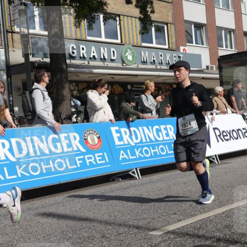 15.09.2024 - PSD Bank Halbmarathon Michael Strokosch http://msf.ph/oto/7064350 15.09.2024 11:54:27 Ziel 758, 790, 1205, 1681, 1770, 1794, 1887, 1924, 1927, 2687, 2733, 2818, 2925, 3229 meine-sportfotos.de