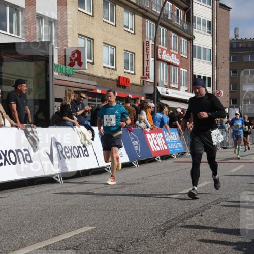15.09.2024 - PSD Bank Halbmarathon Michael Strokosch http://msf.ph/oto/7064357 15.09.2024 11:54:28 Ziel 758, 790, 1205, 1681, 1770, 1794, 1887, 1924, 1927, 2687, 2733, 2818, 2925 meine-sportfotos.de
