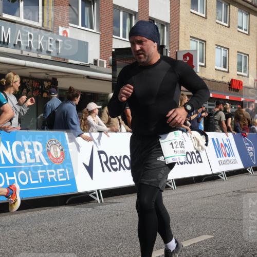 15.09.2024 - PSD Bank Halbmarathon Michael Strokosch http://msf.ph/oto/7064370 15.09.2024 11:54:30 Ziel 758, 790, 1205, 1770, 1794, 1871, 1887, 1924, 1927, 2687, 2818, 2925 meine-sportfotos.de