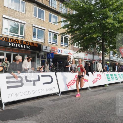 15.09.2024 - PSD Bank Halbmarathon Miley Keyser http://msf.ph/oto/7064395 15.09.2024 11:13:12 Ziel 547, 555, 594, 844 meine-sportfotos.de