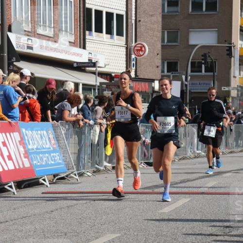 15.09.2024 - PSD Bank Halbmarathon Michael Strokosch http://msf.ph/oto/7064440 15.09.2024 11:54:41 Ziel 758, 790, 834, 1588, 1762, 1871, 1887, 2695, 2818, 3517 meine-sportfotos.de