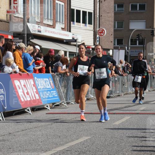 15.09.2024 - PSD Bank Halbmarathon Michael Strokosch http://msf.ph/oto/7064446 15.09.2024 11:54:42 Ziel 758, 790, 834, 1588, 1762, 1803, 1871, 1887, 2695, 2818, 3517 meine-sportfotos.de