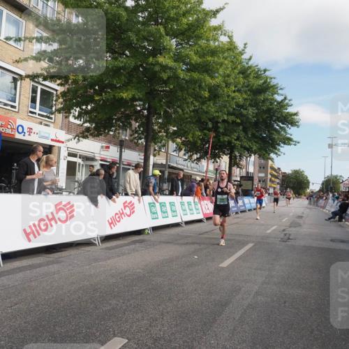 15.09.2024 - PSD Bank Halbmarathon Miley Keyser http://msf.ph/oto/7064481 15.09.2024 11:13:28 Ziel 522, 553, 555, 556, 594, 603, 657 meine-sportfotos.de