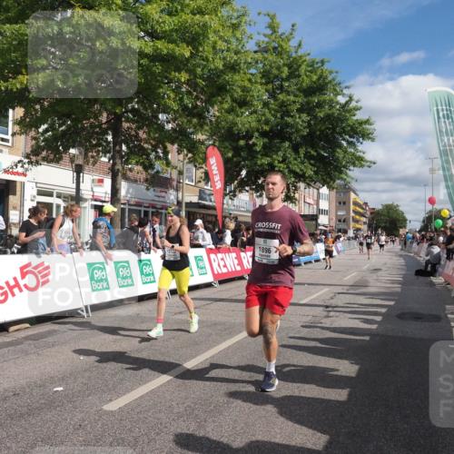 15.09.2024 - PSD Bank Halbmarathon Miley Keyser http://msf.ph/oto/7064486 15.09.2024 12:14:41 Ziel 972, 1896, 2350, 2573, 3021, 3132 meine-sportfotos.de