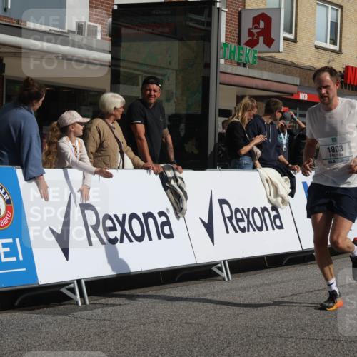 15.09.2024 - PSD Bank Halbmarathon Michael Strokosch http://msf.ph/oto/7064503 15.09.2024 11:54:50 Ziel 834, 1588, 1762, 1780, 1803, 1814, 1871, 2695, 3517 meine-sportfotos.de