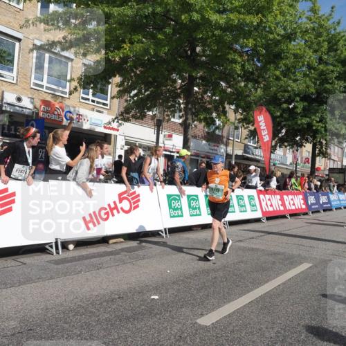 15.09.2024 - PSD Bank Halbmarathon Miley Keyser http://msf.ph/oto/7064509 15.09.2024 12:14:46 Ziel 972, 1896, 2350, 2390, 2557, 2573, 3132 meine-sportfotos.de