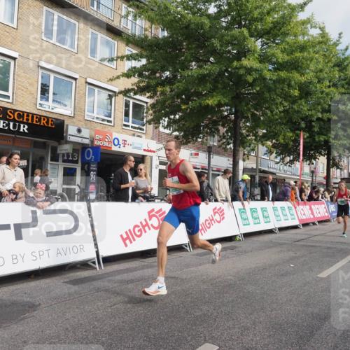 15.09.2024 - PSD Bank Halbmarathon Miley Keyser http://msf.ph/oto/7064534 15.09.2024 11:13:30 Ziel 522, 553, 555, 556, 594, 603, 657 meine-sportfotos.de