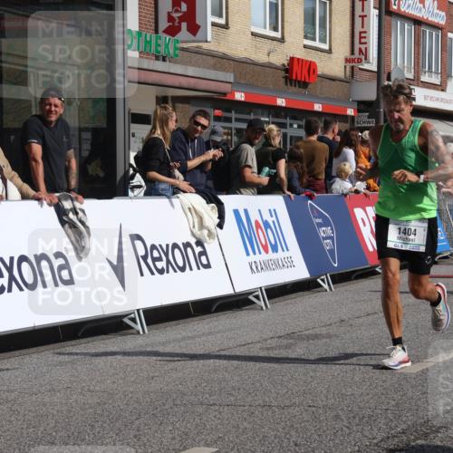 15.09.2024 - PSD Bank Halbmarathon Michael Strokosch http://msf.ph/oto/7064550 15.09.2024 11:55:01 Ziel 1404, 1617, 1682, 1777, 1780, 1803, 1814, 2671, 3524 meine-sportfotos.de