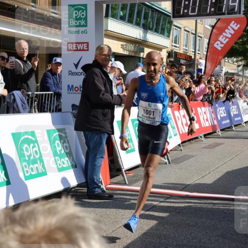 15.09.2024 - PSD Bank Halbmarathon Strokosch-Dieckow http://msf.ph/oto/7064557 15.09.2024 11:02:05 Ziel 448, 1001 meine-sportfotos.de