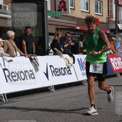 15.09.2024 - PSD Bank Halbmarathon Michael Strokosch http://msf.ph/oto/7064558 15.09.2024 11:55:01 Ziel 1404, 1617, 1682, 1777, 1780, 1803, 1814, 2671, 3524 meine-sportfotos.de