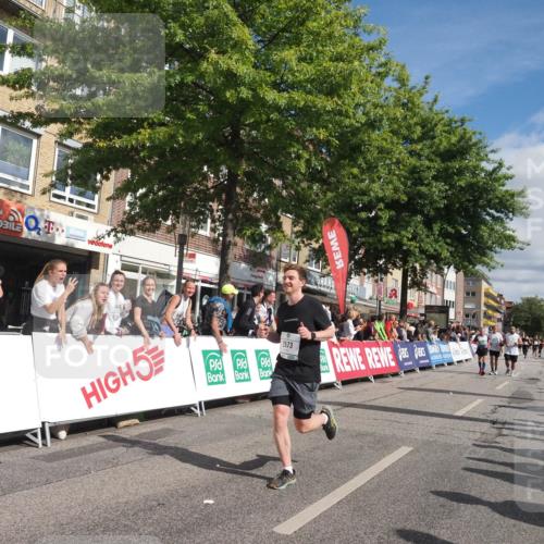 15.09.2024 - PSD Bank Halbmarathon Miley Keyser http://msf.ph/oto/7064559 15.09.2024 12:14:49 Ziel 798, 972, 1544, 1896, 2390, 2557, 2573, 3000, 3132, 3168 meine-sportfotos.de