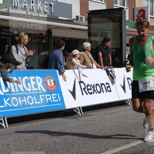 15.09.2024 - PSD Bank Halbmarathon Michael Strokosch http://msf.ph/oto/7064563 15.09.2024 11:55:02 Ziel 1404, 1617, 1682, 1777, 1780, 1803, 1814, 2671, 3524 meine-sportfotos.de