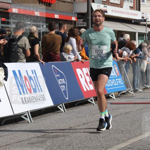 15.09.2024 - PSD Bank Halbmarathon Michael Strokosch http://msf.ph/oto/7064582 15.09.2024 11:55:05 Ziel 1404, 1540, 1617, 1682, 1777, 1780, 1814, 1894, 2671, 3524 meine-sportfotos.de