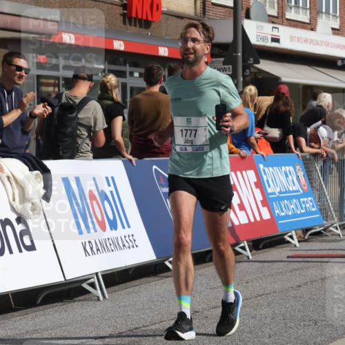 15.09.2024 - PSD Bank Halbmarathon Michael Strokosch http://msf.ph/oto/7064586 15.09.2024 11:55:05 Ziel 1404, 1540, 1617, 1682, 1777, 1780, 1814, 1894, 2671, 3524 meine-sportfotos.de