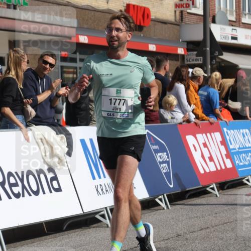15.09.2024 - PSD Bank Halbmarathon Michael Strokosch http://msf.ph/oto/7064590 15.09.2024 11:55:05 Ziel 1404, 1540, 1617, 1682, 1777, 1780, 1814, 1894, 2671, 3524 meine-sportfotos.de