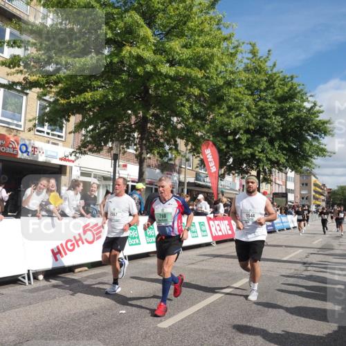 15.09.2024 - PSD Bank Halbmarathon Miley Keyser http://msf.ph/oto/7064621 15.09.2024 12:14:55 Ziel 798, 972, 1544, 1950, 2390, 2530, 2557, 2573, 3000, 3052, 3168 meine-sportfotos.de