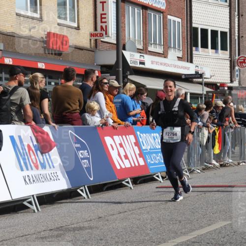 15.09.2024 - PSD Bank Halbmarathon Michael Strokosch http://msf.ph/oto/7064660 15.09.2024 11:55:24 Ziel 1894, 2019, 2794, 2837 meine-sportfotos.de