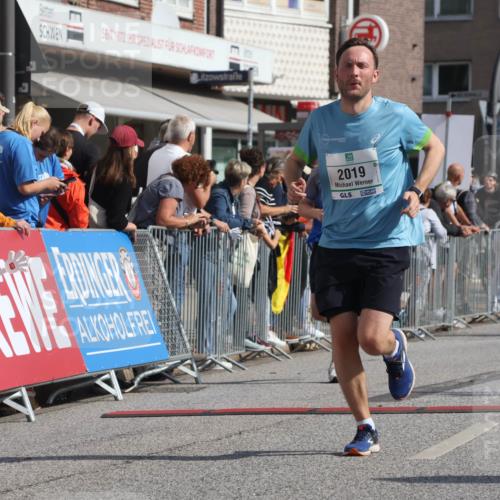 15.09.2024 - PSD Bank Halbmarathon Michael Strokosch http://msf.ph/oto/7064709 15.09.2024 11:55:30 Ziel 705, 1517, 1891, 2019, 2794, 2837 meine-sportfotos.de