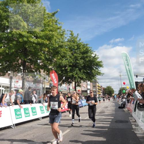15.09.2024 - PSD Bank Halbmarathon Miley Keyser http://msf.ph/oto/7064710 15.09.2024 12:15:01 Ziel 798, 1544, 1950, 2118, 2390, 2530, 2557, 3000, 3052, 3168 meine-sportfotos.de