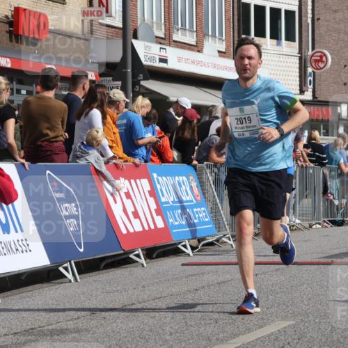 15.09.2024 - PSD Bank Halbmarathon Michael Strokosch http://msf.ph/oto/7064714 15.09.2024 11:55:30 Ziel 705, 1517, 1891, 2019, 2794, 2837 meine-sportfotos.de