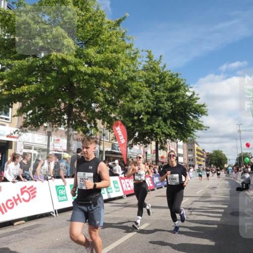 15.09.2024 - PSD Bank Halbmarathon Miley Keyser http://msf.ph/oto/7064726 15.09.2024 12:15:01 Ziel 798, 1544, 1950, 2118, 2390, 2530, 2557, 3000, 3052, 3168 meine-sportfotos.de