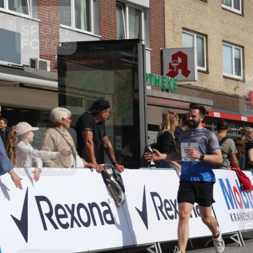 15.09.2024 - PSD Bank Halbmarathon Michael Strokosch http://msf.ph/oto/7064729 15.09.2024 11:55:33 Ziel 705, 1248, 1517, 1891, 2019, 2794, 2837, 3001 meine-sportfotos.de