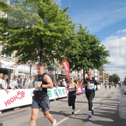 15.09.2024 - PSD Bank Halbmarathon Miley Keyser http://msf.ph/oto/7064730 15.09.2024 12:15:01 Ziel 798, 1544, 1950, 2118, 2390, 2530, 2557, 3000, 3052, 3168 meine-sportfotos.de