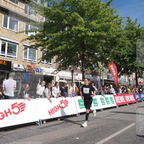 15.09.2024 - PSD Bank Halbmarathon Miley Keyser http://msf.ph/oto/7064758 15.09.2024 12:15:03 Ziel 798, 1544, 1950, 2091, 2118, 2390, 2522, 2530, 2557, 3000, 3052, 3168 meine-sportfotos.de