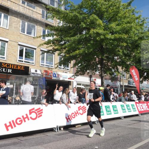 15.09.2024 - PSD Bank Halbmarathon Miley Keyser http://msf.ph/oto/7064768 15.09.2024 12:15:03 Ziel 798, 1544, 1950, 2091, 2118, 2390, 2522, 2530, 2557, 3000, 3052, 3168 meine-sportfotos.de