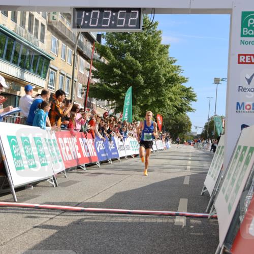 15.09.2024 - PSD Bank Halbmarathon Strokosch-Dieckow http://msf.ph/oto/7064781 15.09.2024 11:04:43 Ziel 451 meine-sportfotos.de