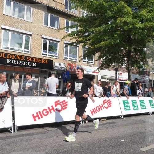 15.09.2024 - PSD Bank Halbmarathon Miley Keyser http://msf.ph/oto/7064787 15.09.2024 12:15:03 Ziel 798, 1544, 1950, 2091, 2118, 2390, 2522, 2530, 2557, 3000, 3052, 3168 meine-sportfotos.de