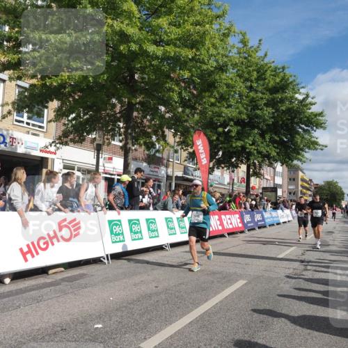 15.09.2024 - PSD Bank Halbmarathon Miley Keyser http://msf.ph/oto/7064791 15.09.2024 12:15:09 Ziel 798, 1544, 1950, 1964, 2091, 2118, 2522, 2530, 3000, 3052, 3078, 3080, 3168, 3170 meine-sportfotos.de