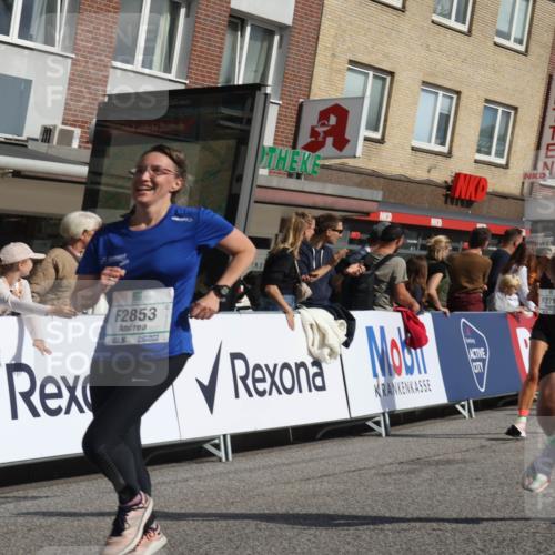 15.09.2024 - PSD Bank Halbmarathon Michael Strokosch http://msf.ph/oto/7064829 15.09.2024 11:55:48 Ziel 705, 1061, 1248, 1660, 1891, 2172, 2181, 2217, 2716, 2853, 3001, 3150 meine-sportfotos.de