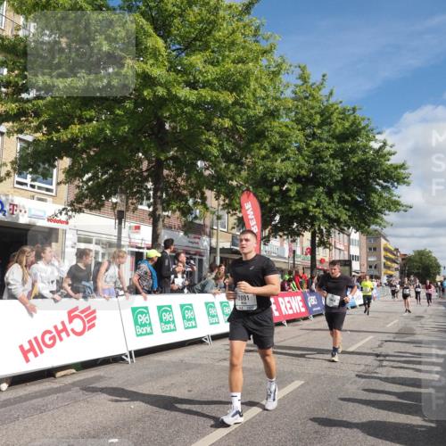 15.09.2024 - PSD Bank Halbmarathon Miley Keyser http://msf.ph/oto/7064851 15.09.2024 12:15:11 Ziel 1544, 1950, 1964, 2091, 2118, 2522, 2530, 3000, 3052, 3078, 3080, 3170 meine-sportfotos.de