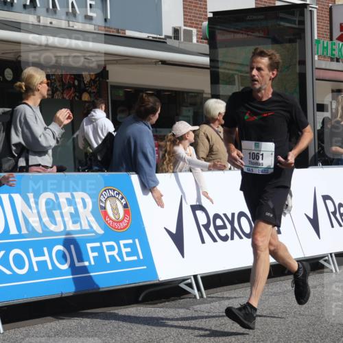 15.09.2024 - PSD Bank Halbmarathon Michael Strokosch http://msf.ph/oto/7064864 15.09.2024 11:55:56 Ziel 1061, 1586, 1605, 1679, 1946, 2145, 2172, 2181, 2716, 2853, 3150 meine-sportfotos.de